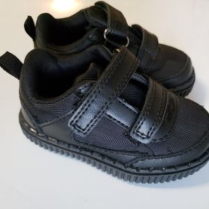 Oshkosh baby boys jasper sneakers